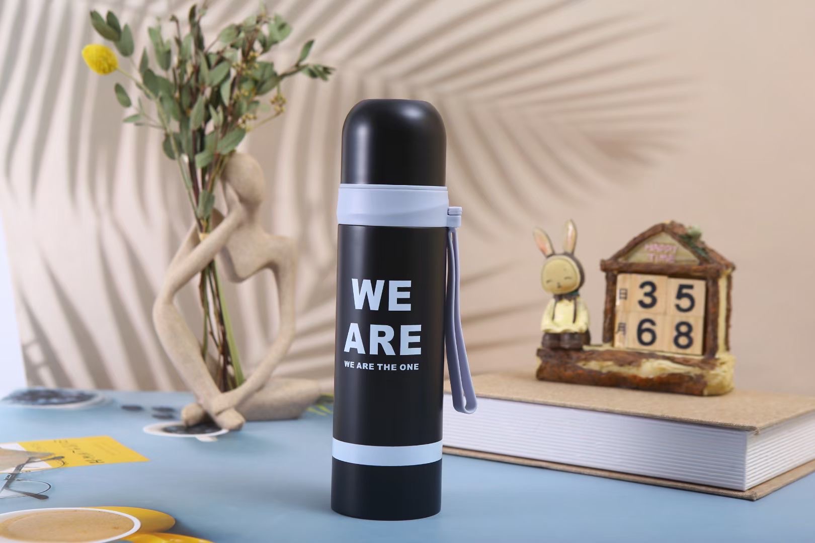 500Ml Plastic Lift Vacuum Insulation 304 Insulated Kettle Application Scenario
