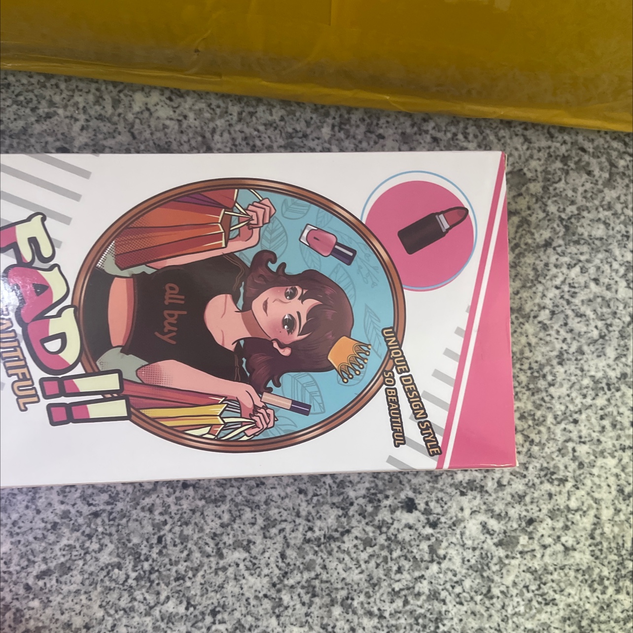 The doll set comes with accessories. 11.5-inch doll with earrings accessory box I product. Take a look when you have time. Welcome everyone to purchase. detail image 5