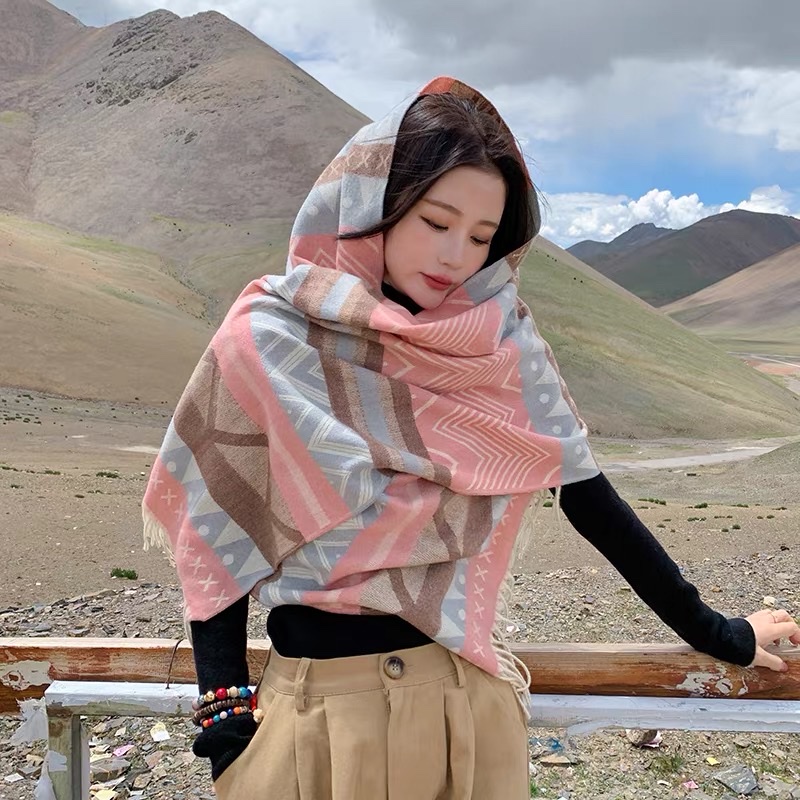 2022 New High-Grade National Style Scarf Women's Autumn And Winter Bib Small Shawl With Imitation Cashmere Jacquard Application Scenario