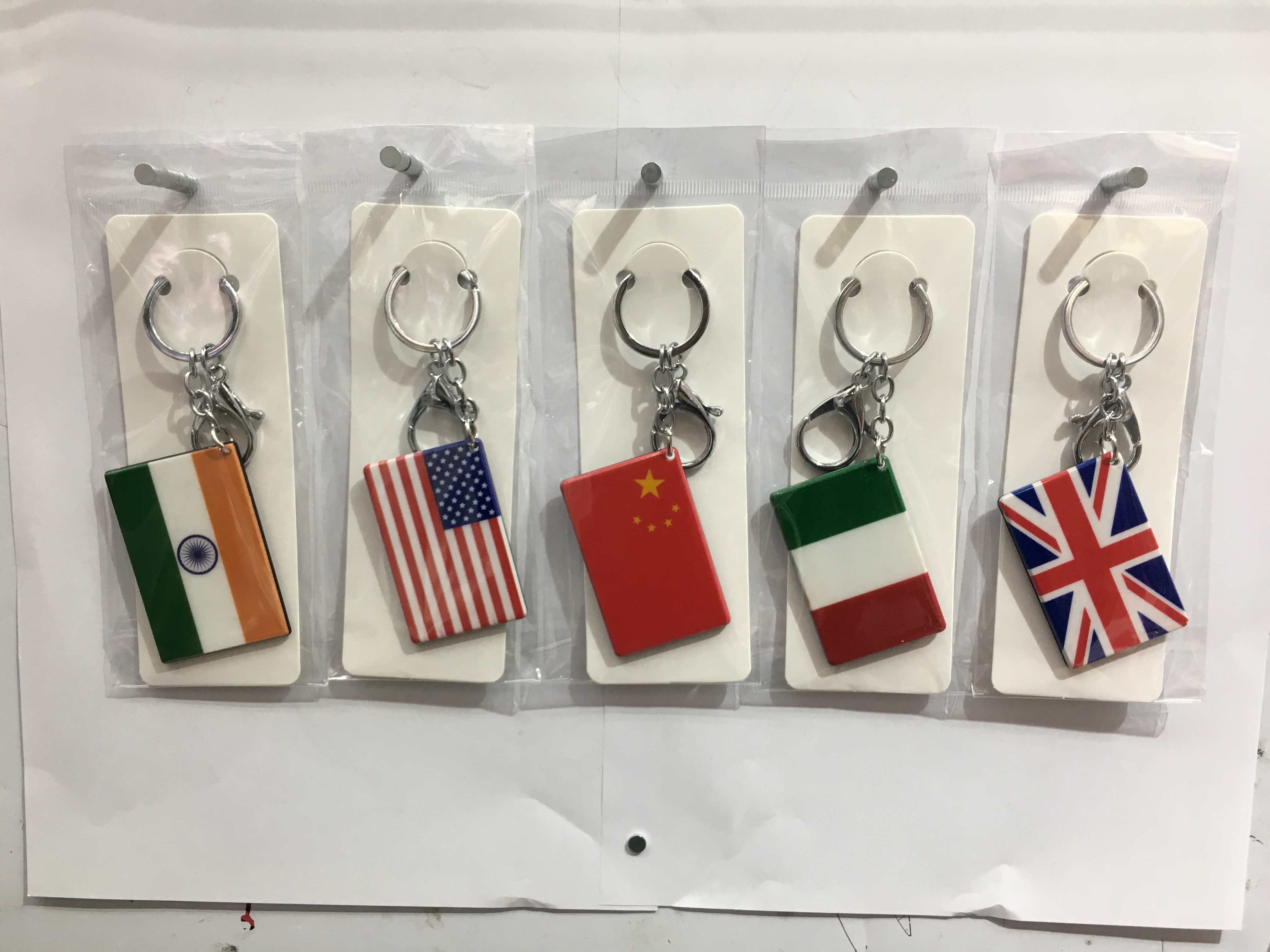 欧美外贸各国国旗混款清装亚克力钥匙扣挂件详情4