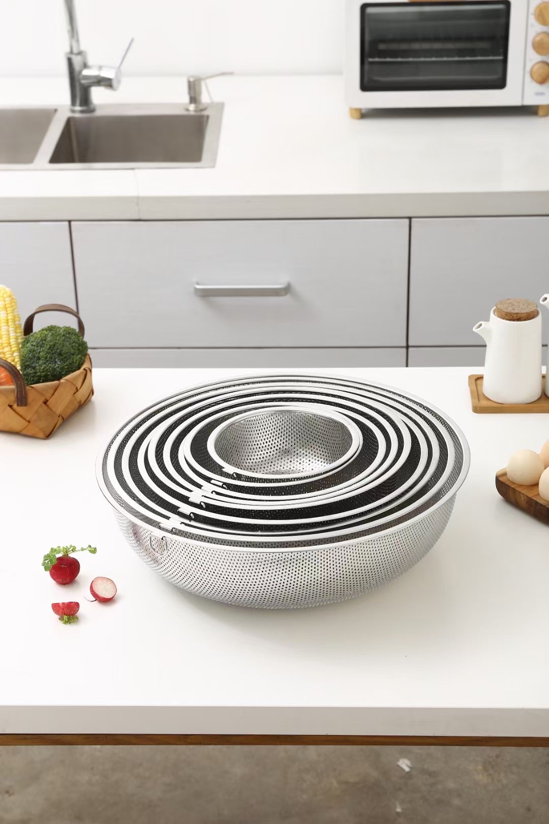 Stainless steel drain basin tight hole fruit and vegetable basket washing basket washing rice sieve washing basin leaking basin thumbnail