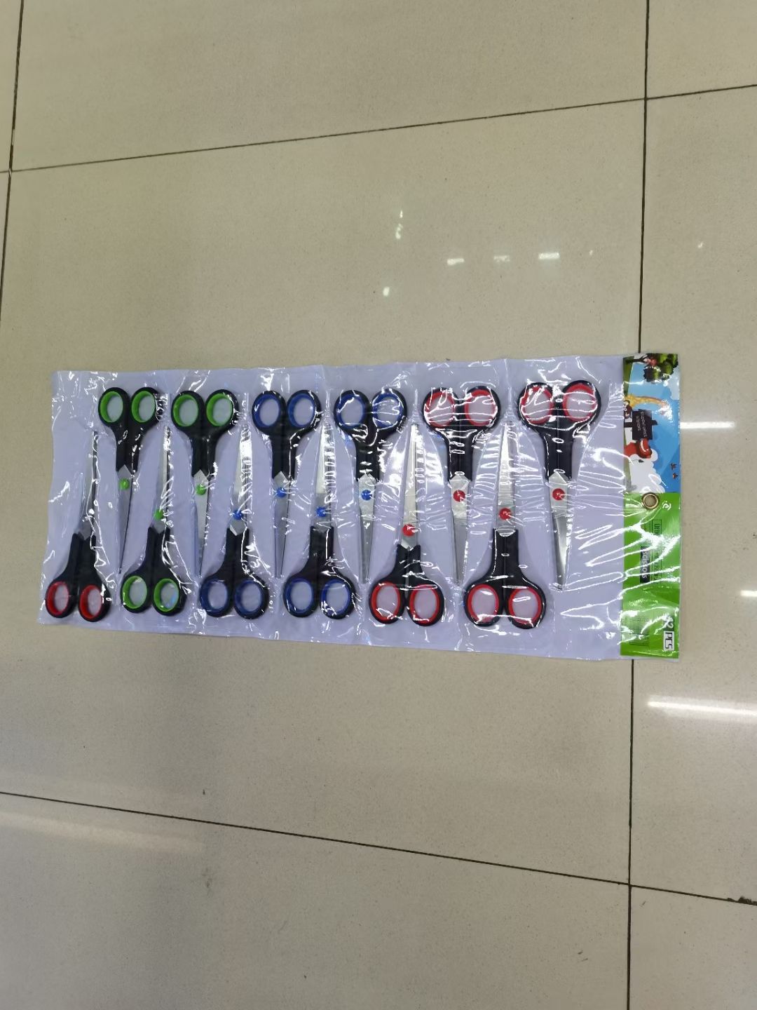 Scissors, scissors, office and educational scissors, knives, scissors, tools, knives, scissors, hardware knives, student scissors, stationery scissors, hairdressing scissors, nail scissors Specification drawing