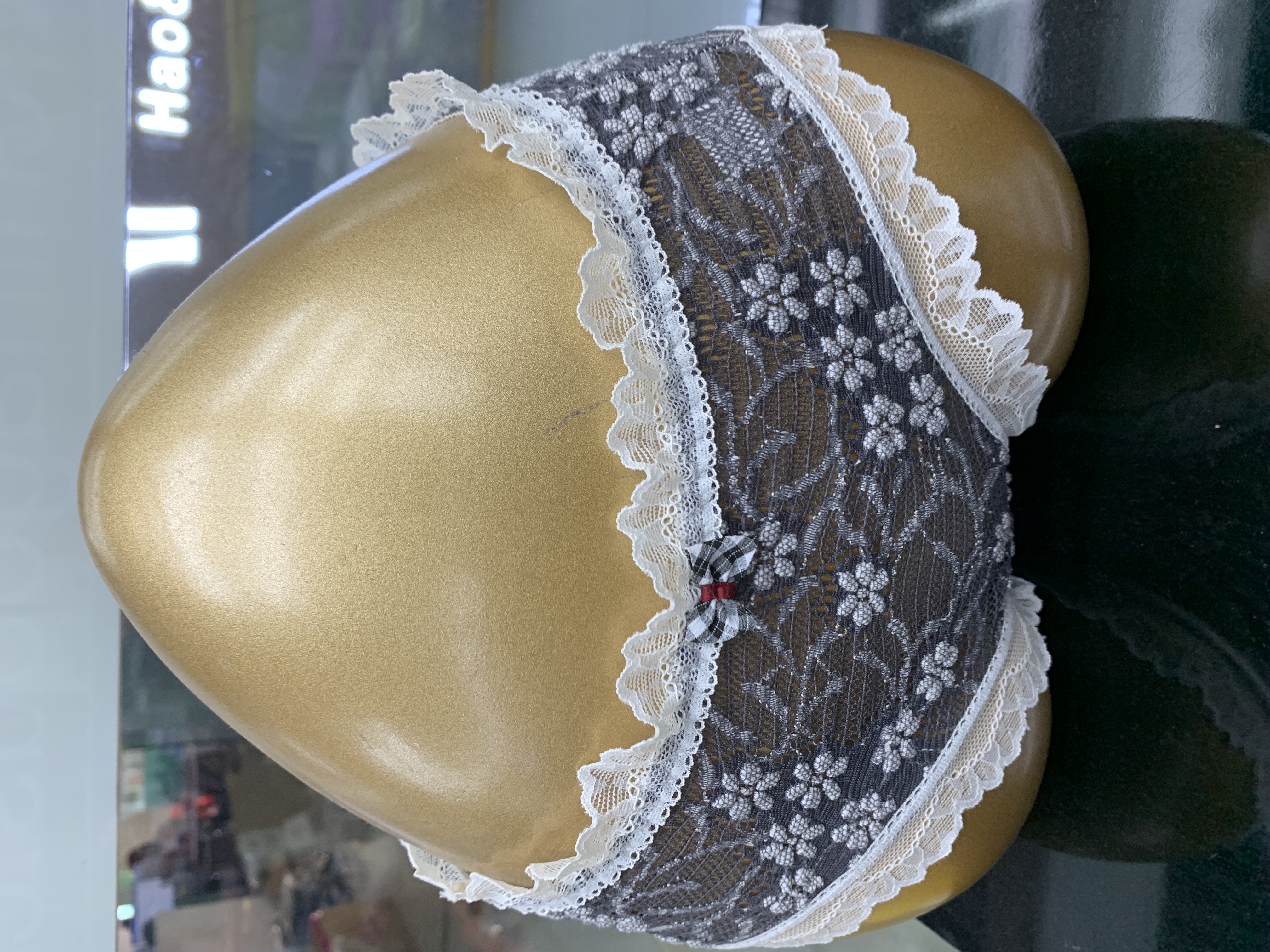 Lace Panties Are Multi-Colored Specification drawing
