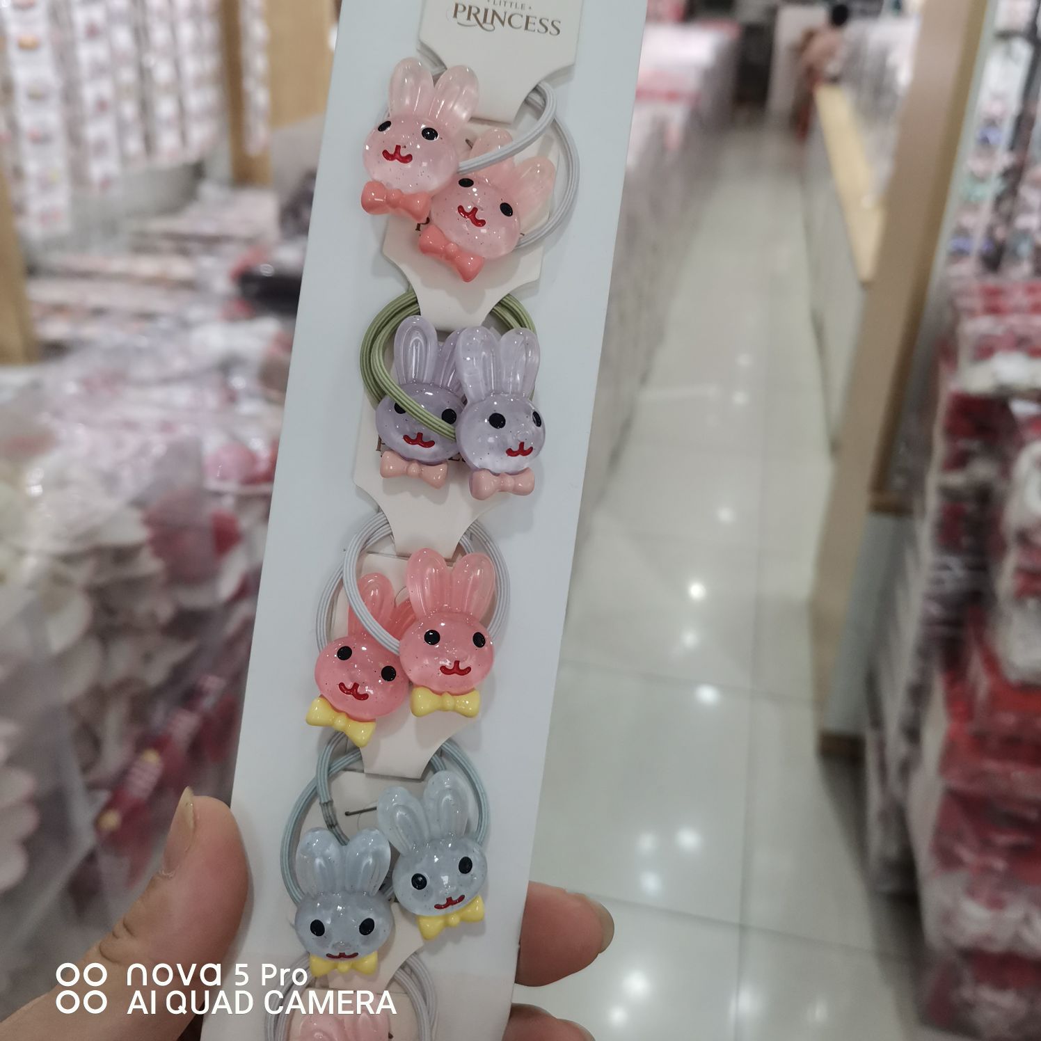 Little Princess jewelry 2022 network explosive children's cartoon resin rubber band mixed color rabbit thumbnail