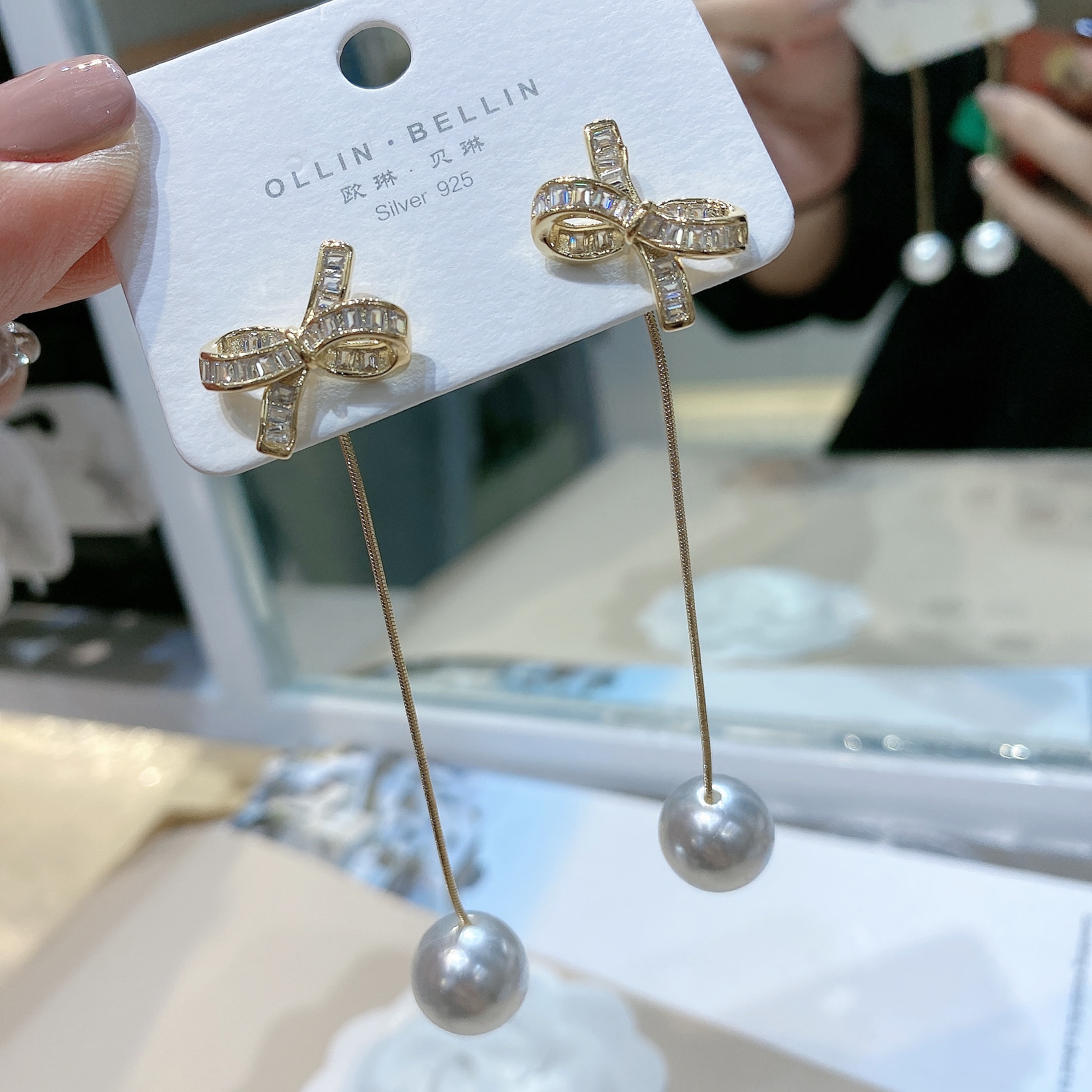 New South Korean Temperament Female Long Zircon Inlaid Flower Tassel Senior Sense Earrings Earrings Earrings Line Europe Item Picture