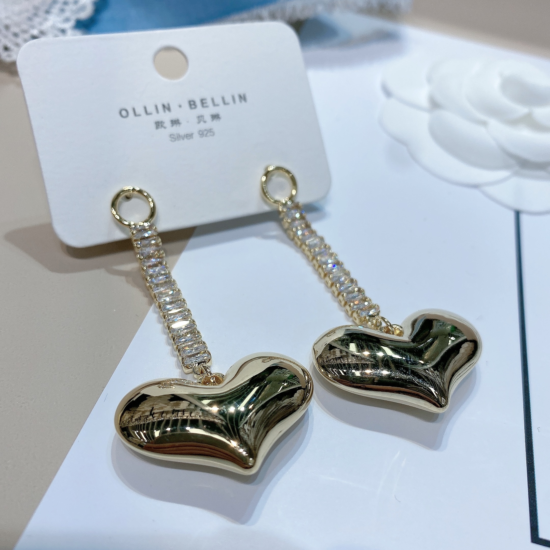 2022 New South Korean Temperament Female Long Zircon Inlaid With Love Fringe Advanced Sense Earrings Drop Earrings Item Picture