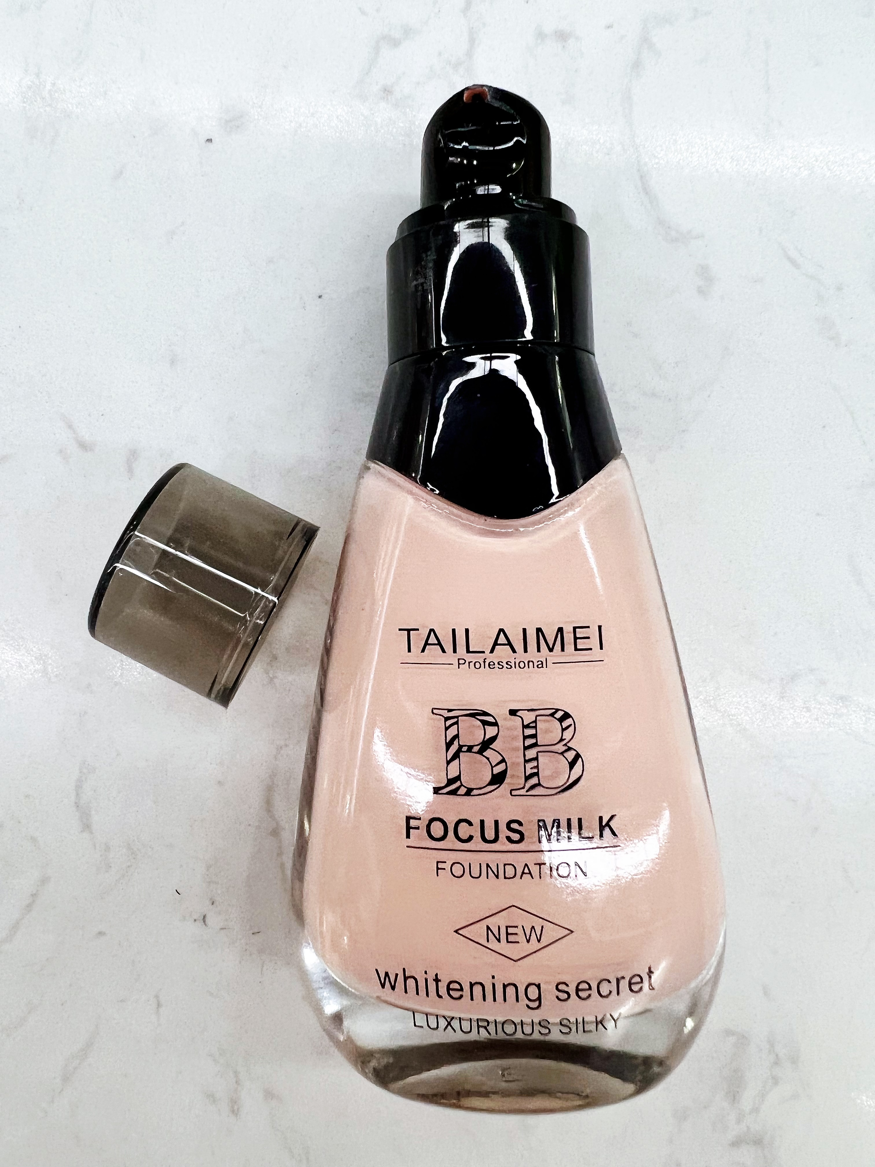 Liquid Foundation 046 details Picture