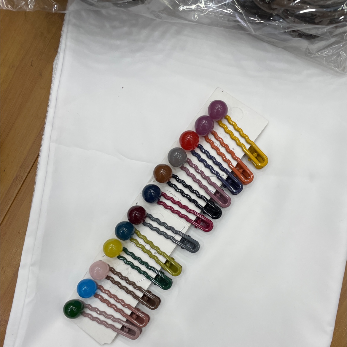 Beanie Hairpins With Pop Accessories On The Side Application Scenario