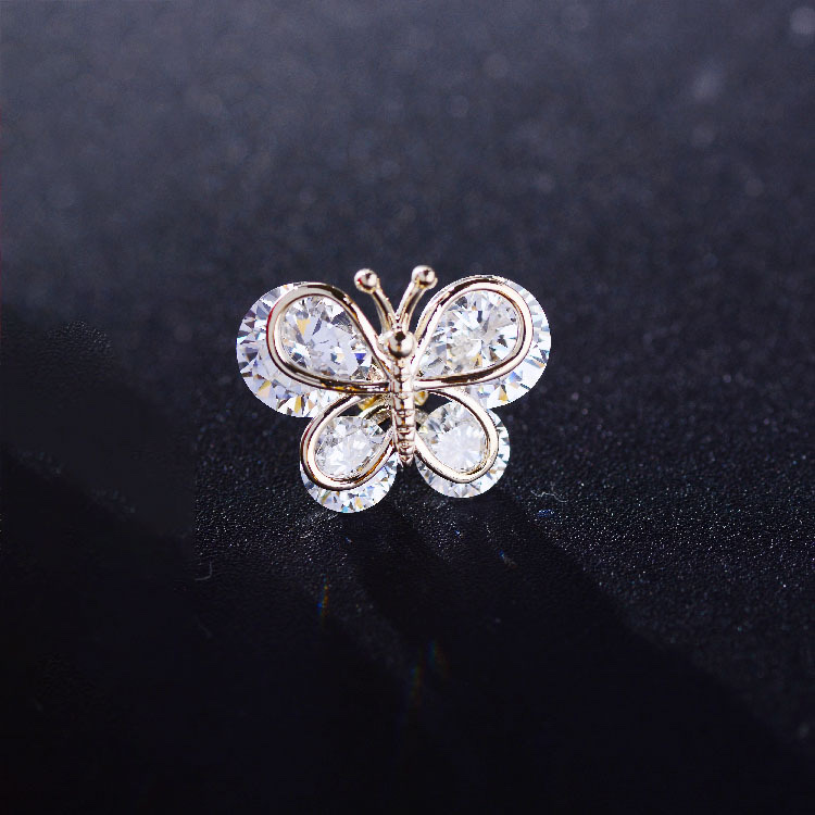 Korean fashion butterfly zircon small brooch Creative personality fashion butterfly dress design pin elegant cute smart style