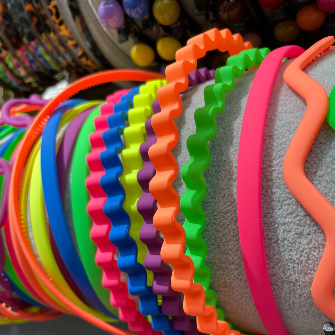 Fluorescent Wavy Headband Specification drawing