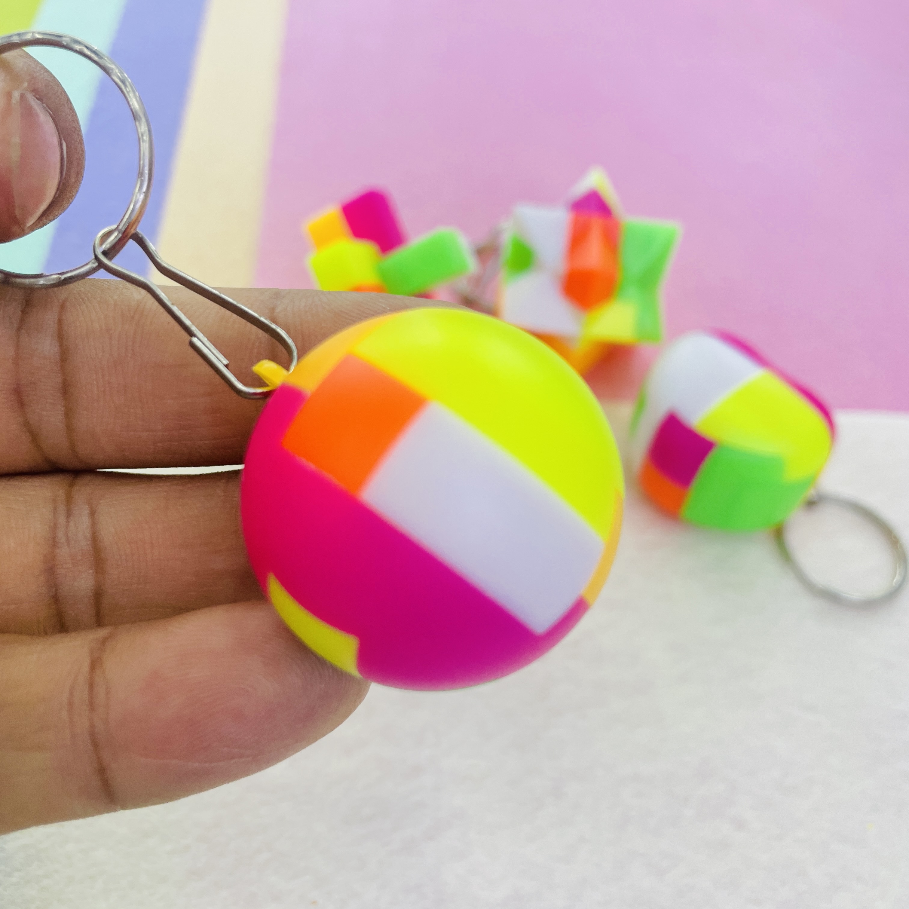 儿童创意玩具智力积木球 益智拼插积木魔方球挂件挂饰 活动促销详情1
