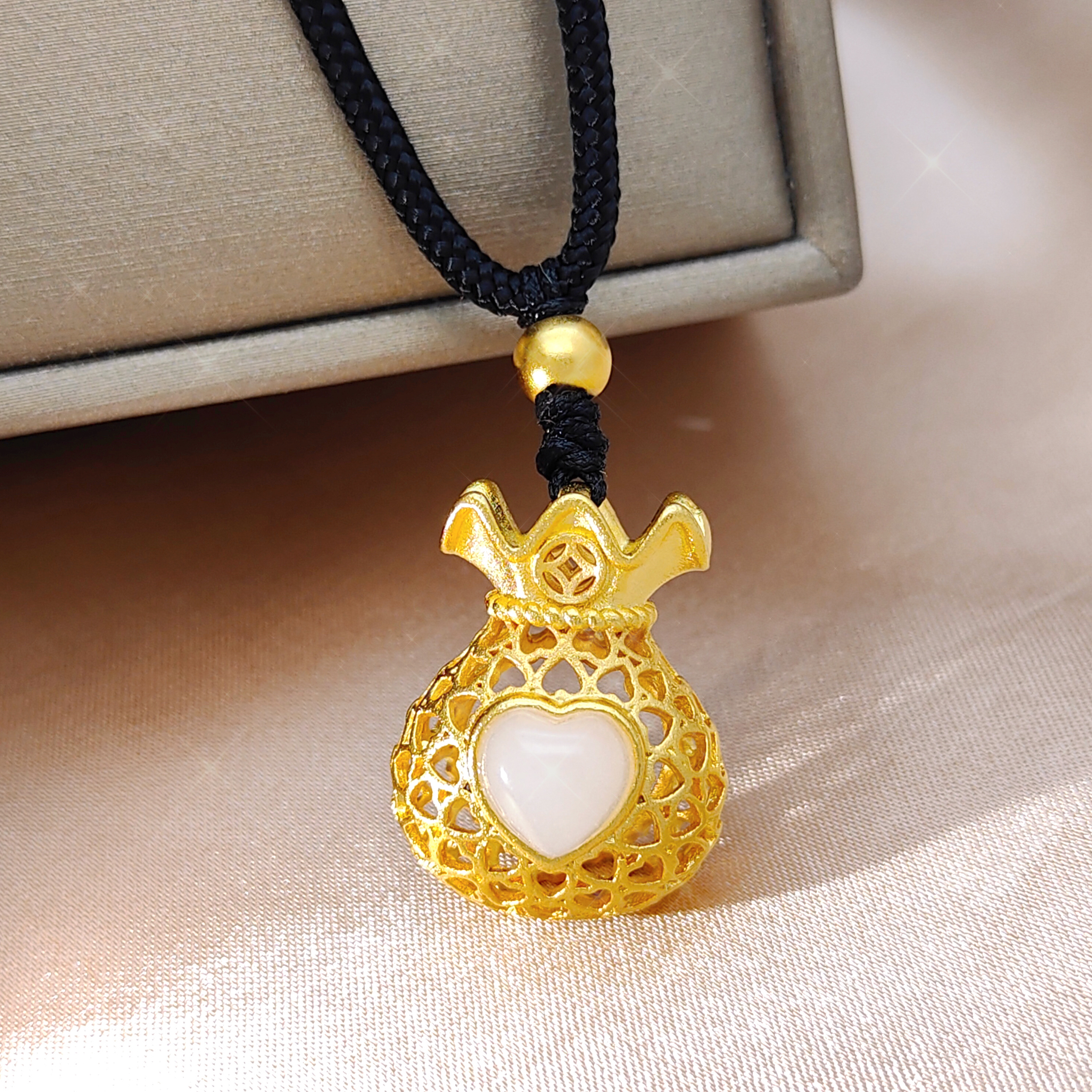Hollow gold money bag