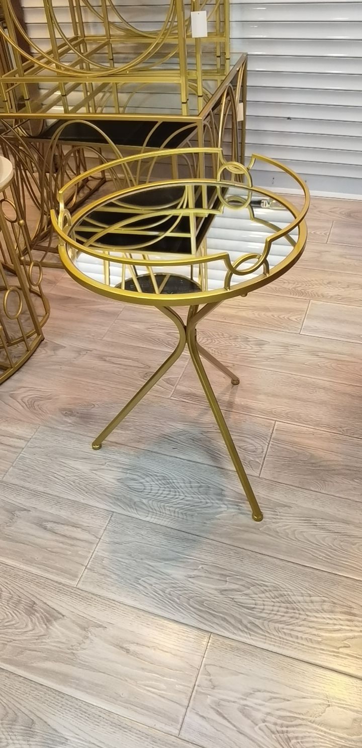 Ironwork Craft Home Ironwork Craft Flower Stand Ironwork Mirror Flower Stand Ironwork Craft Coffee Table Butterfly Coffee Table Ginkgo Coffee Table Long Leaf Coffee Table Ironwork Coffee Table Item Picture