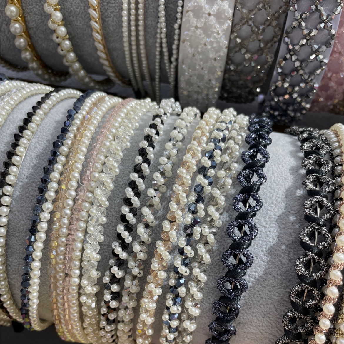 Crystal Pearl Wrapped Headband Application Scenario