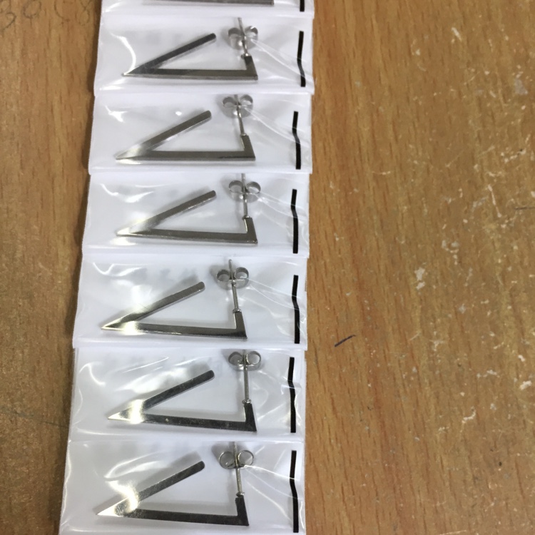 Cheng Jie jewelry stainless steel triangular white earrings craft design style unique charm