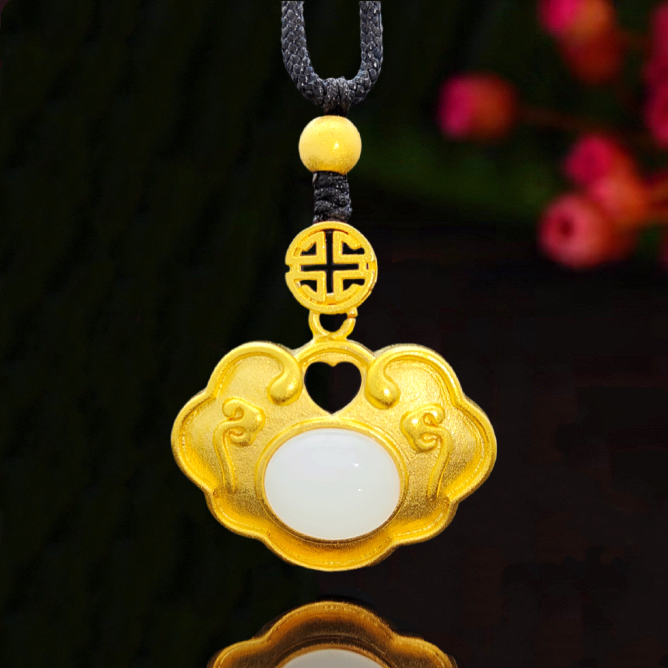 Pearl Necklace Women's jewelry Exquisite elegant pearl pendant necklace wholesale price quality guarantee thumbnail