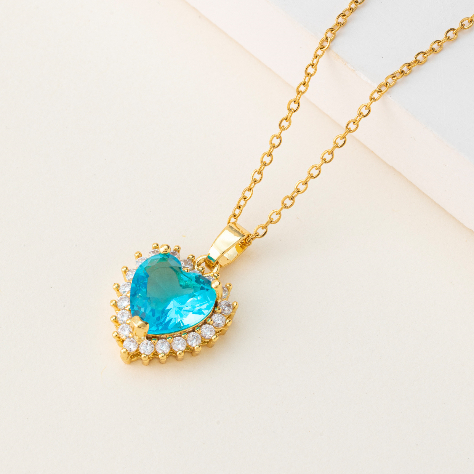 Cross-Border Sales Of Stainless Steel Necklace Love Copper Zircon Pendant Heart Women's Crystal Accessories Yiwu Wholesale Item Picture