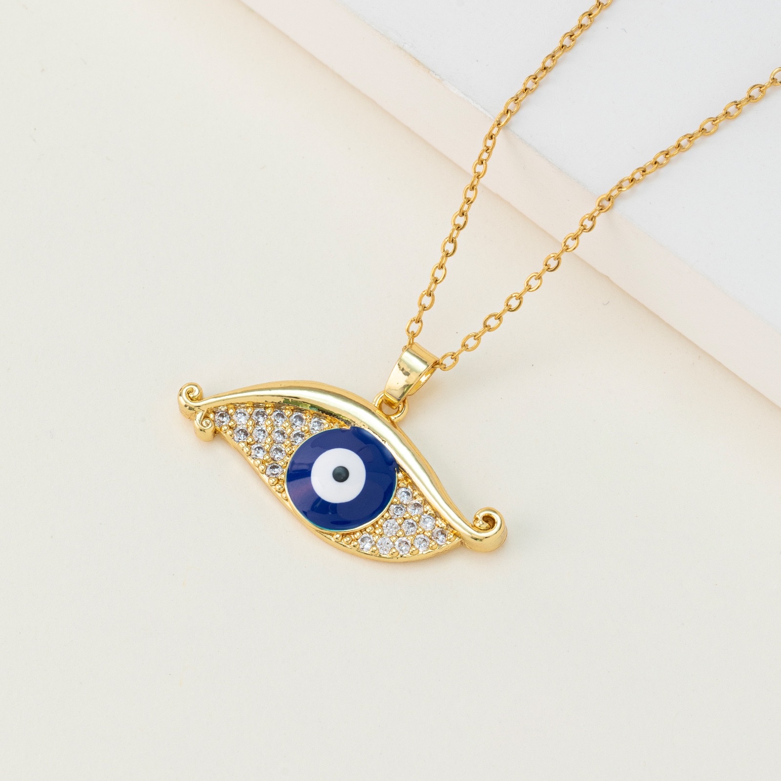 Europe And The United States New Hot Evil Eye Pendant Necklace Titanium Steel Collarbone Chain Copper Dripping Eye Element Necklace Jewelry Application Scenario