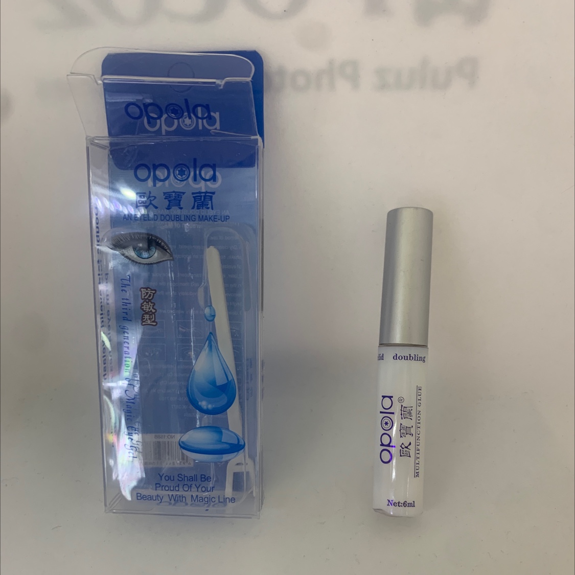 Oberland False Eyelash Glue Application Scenario