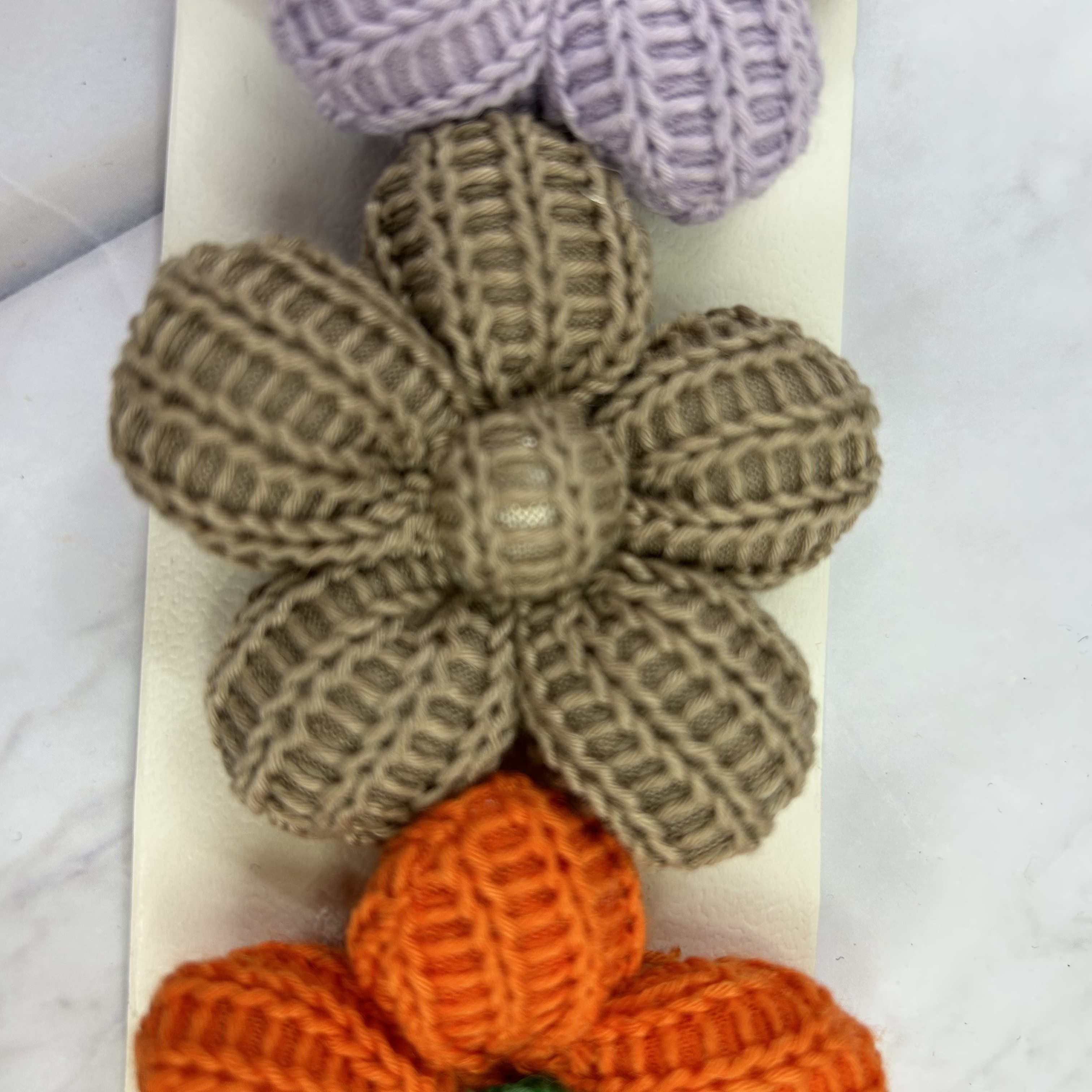 [Stock] Autumn And Winter New Knitted Five-Petal Flower Accessories Wholesale Item Picture
