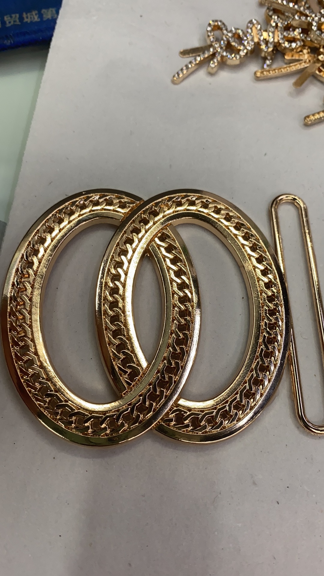 Accessory Button Application Scenario