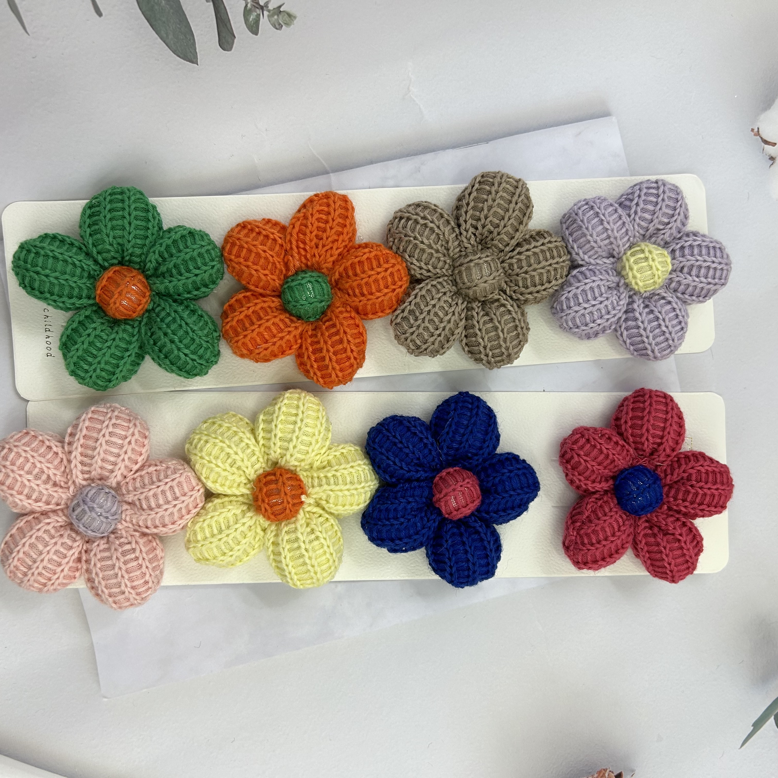 [Stock] Autumn And Winter New Knitted Five-Petal Flower Accessories Wholesale