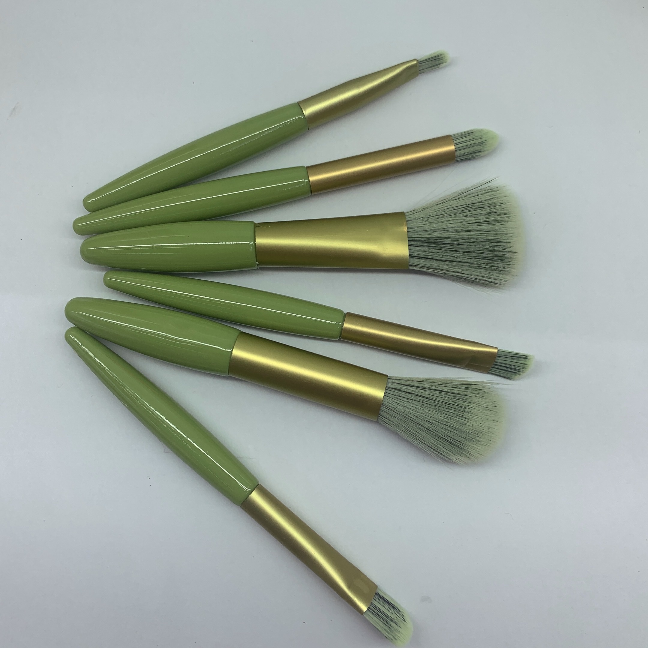 Eight Makeup Brush Sets Specification drawing