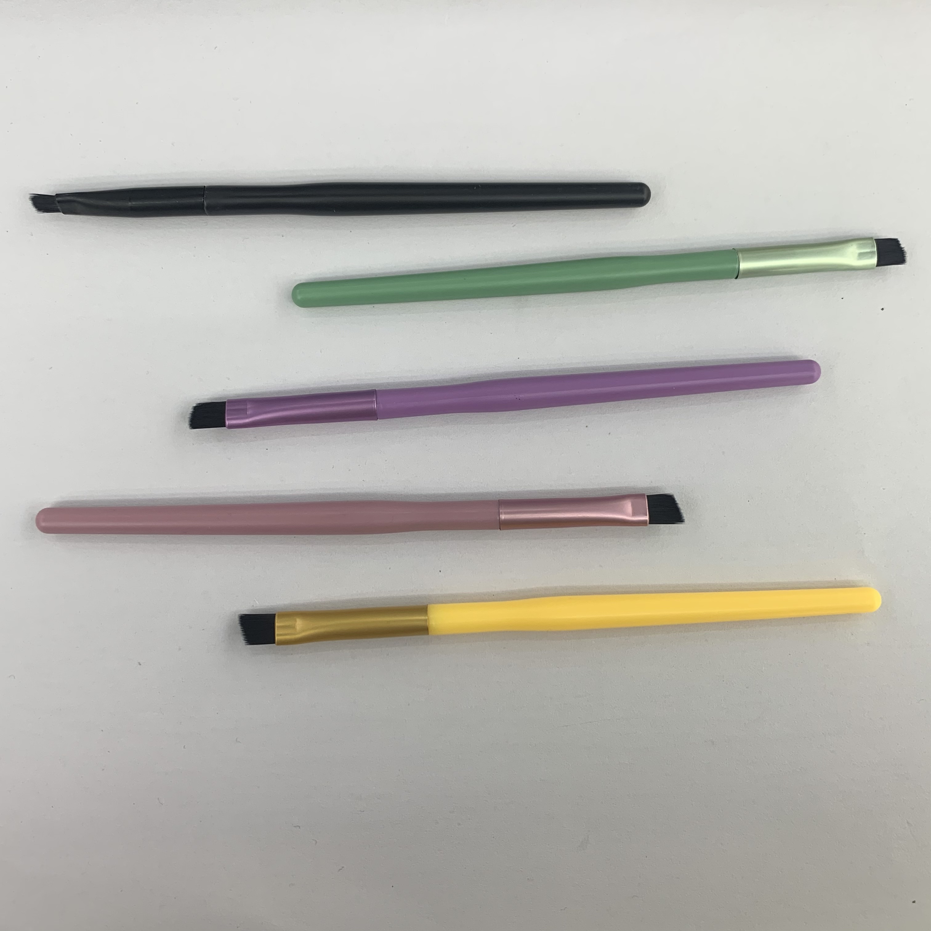 Angled Eyebrow Brush details Picture