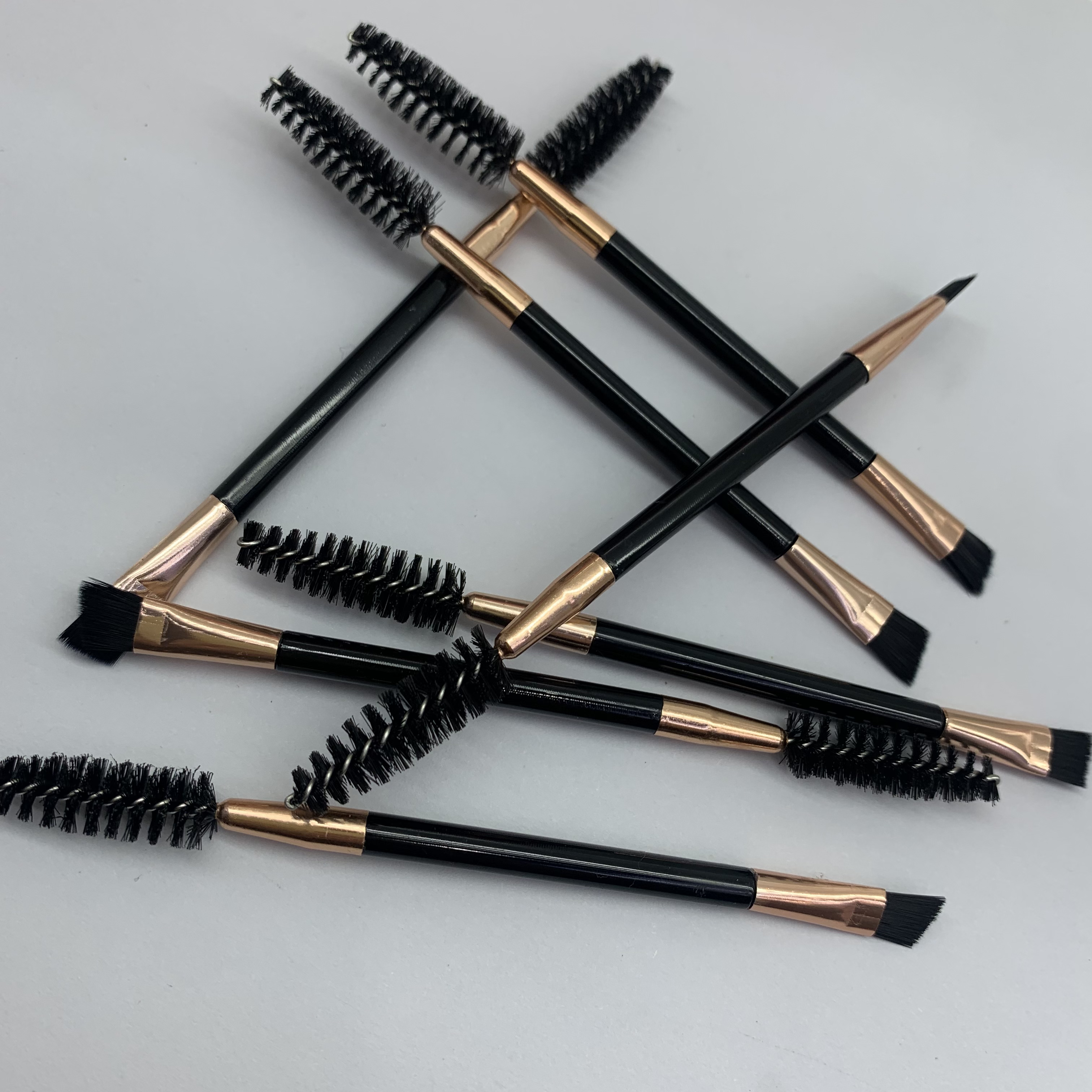 Double-Headed Eyebrow Brush Spiral Brush Application Scenario