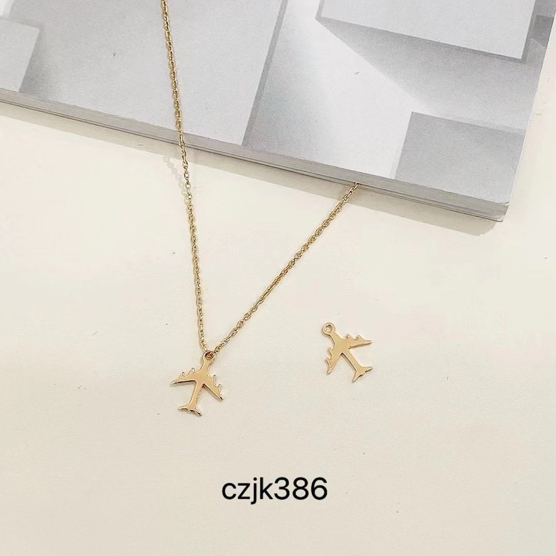 Zhongxing airplane pendant thumbnail