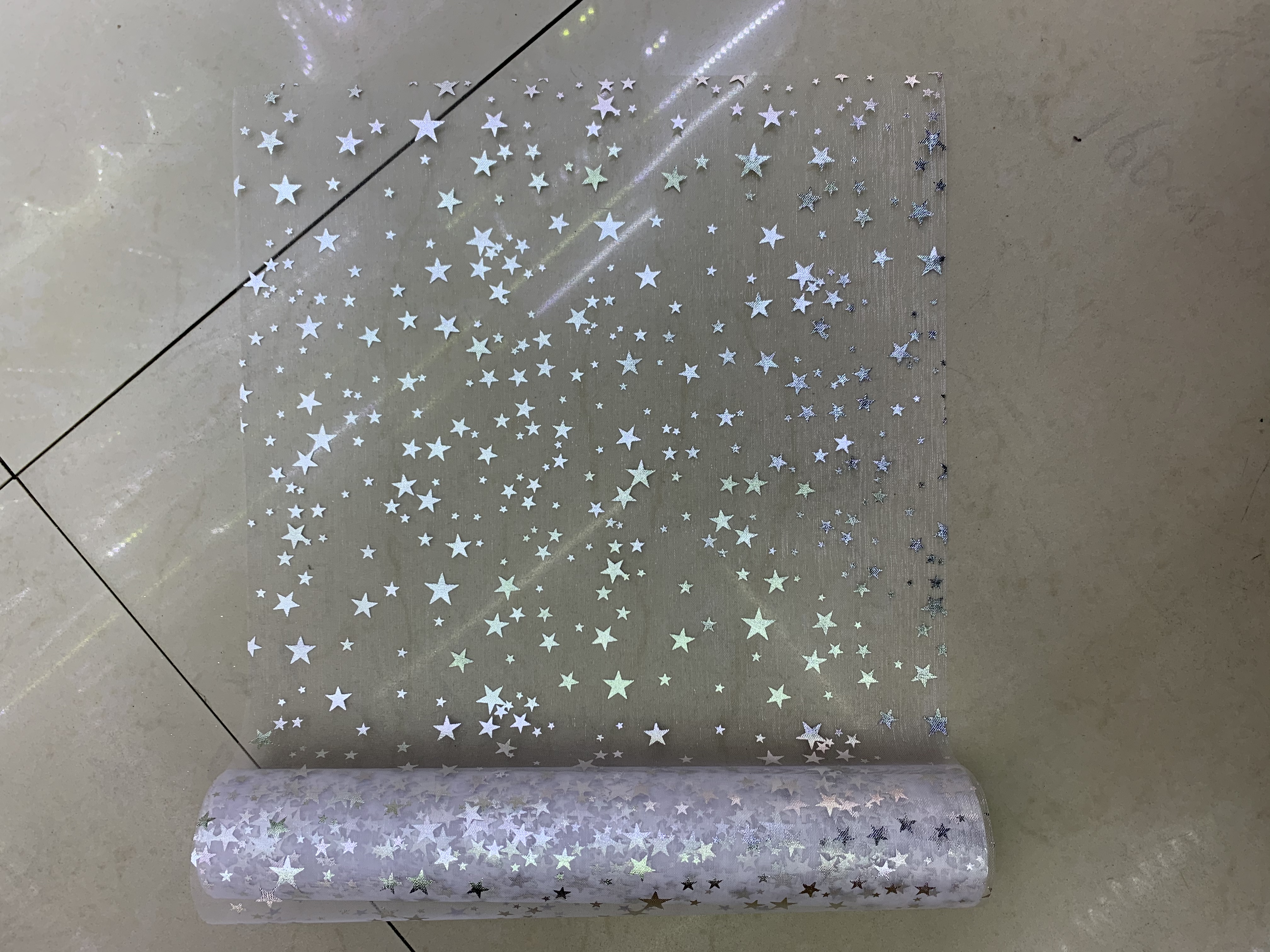 Pressed silver small five-pointed gauze roll