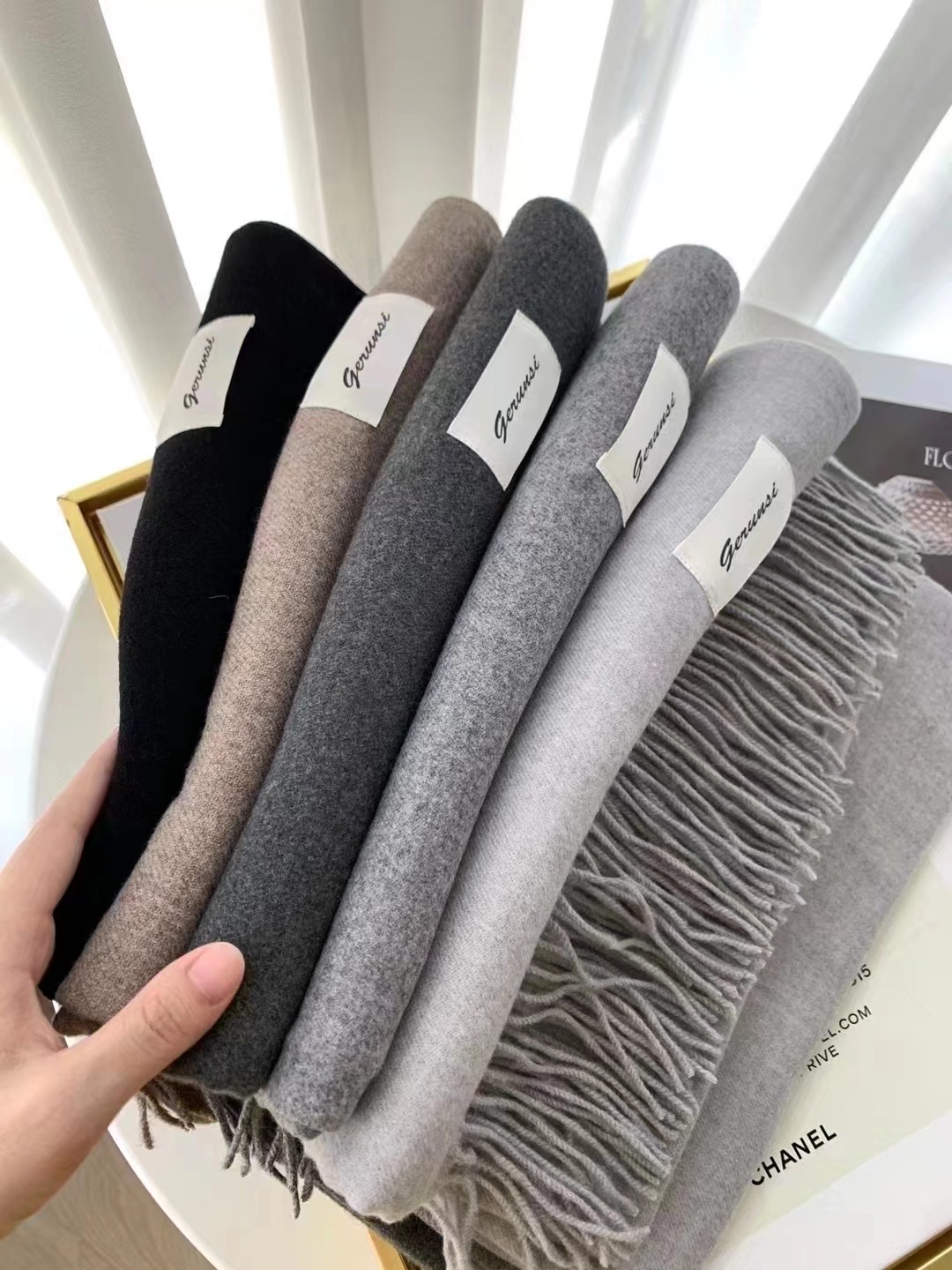 250G Sheep Puff Scarf Shawl Plain Imitation Cashmere Scarf Skin Warm Autumn And Winter Scarf Specification drawing