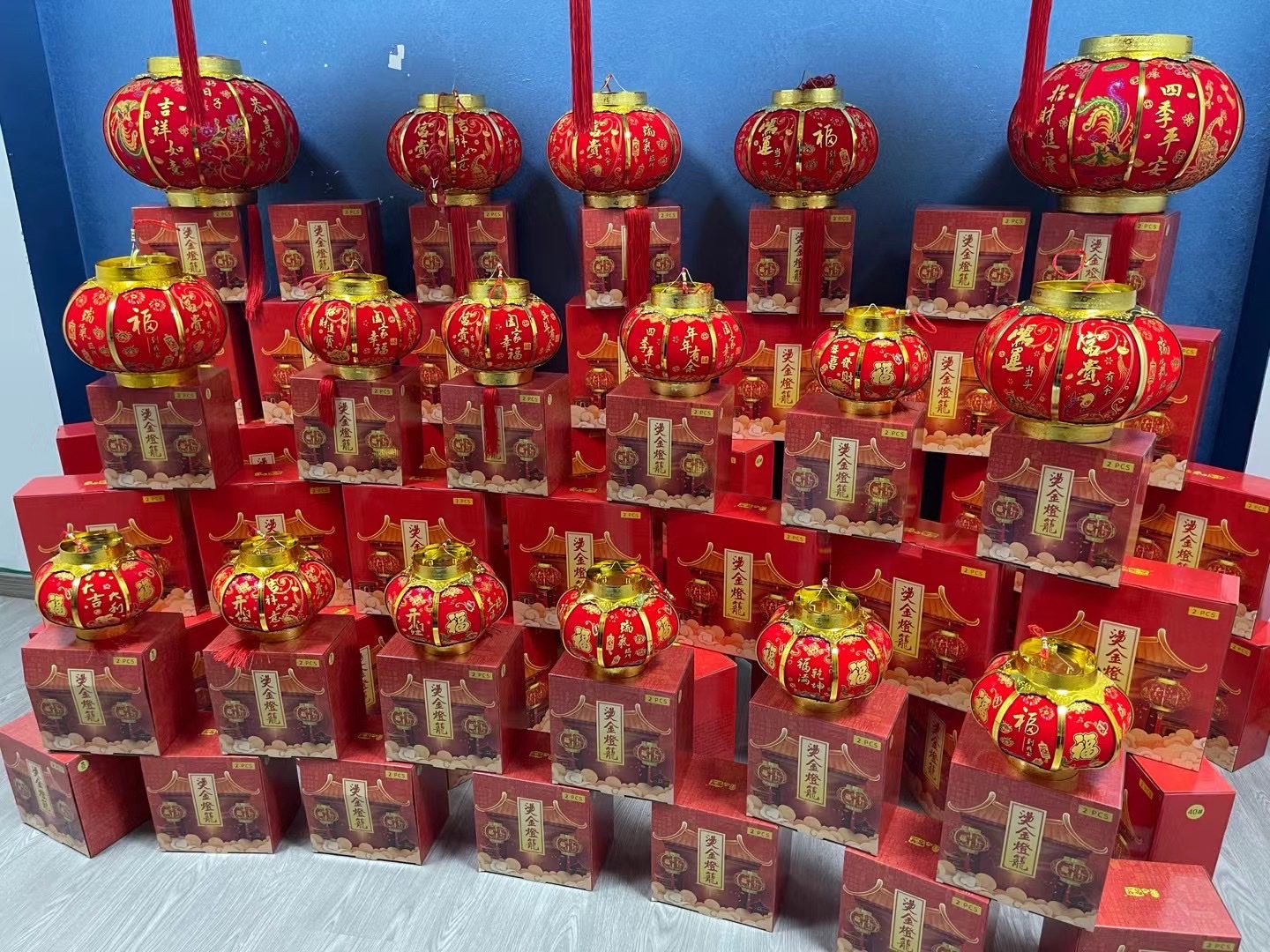 Glowing New Year lantern Gate hanging flocking lantern light controlled induction glowing red lantern 2023 Chinese New Year lantern children's toy