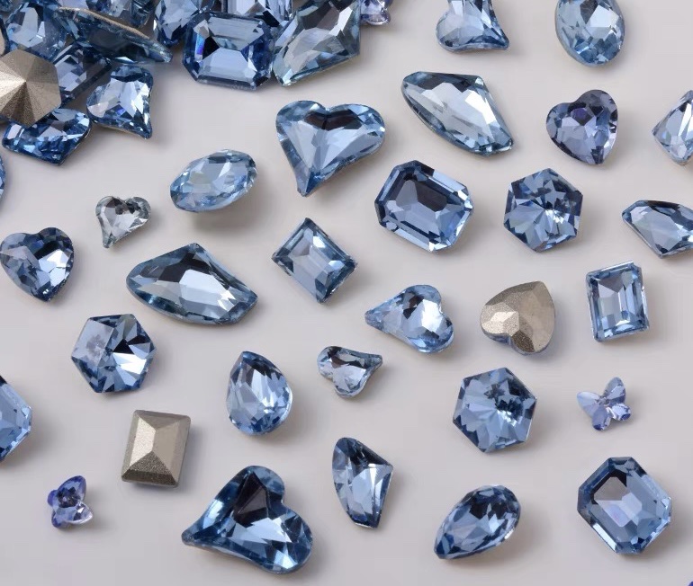 Nail tip bottom diamond jewelry super flash light blue glass crystal love rectangular axe diamond net red thumbnail