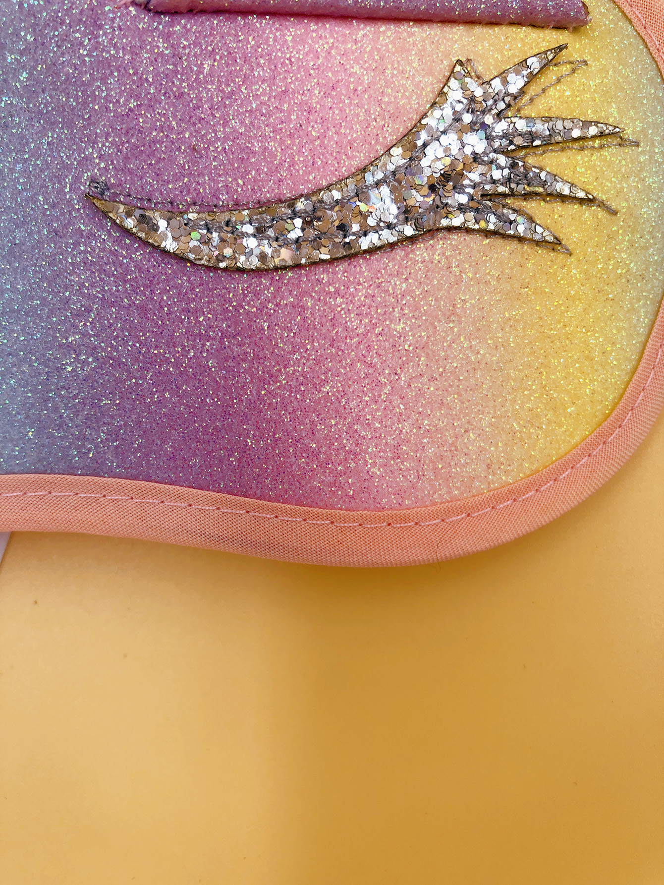Off-The-Shelf Eye Mask Shine Eye Mask Student Sleep Eye Mask Breathable Shade Embroidered Eye Mask Plush Eye Mask Soft And Comfortable For Both Men And Women Eye Mask Can Be Customized Manufacturers Customized Draft Proofing Orders Can Be Produced details Picture