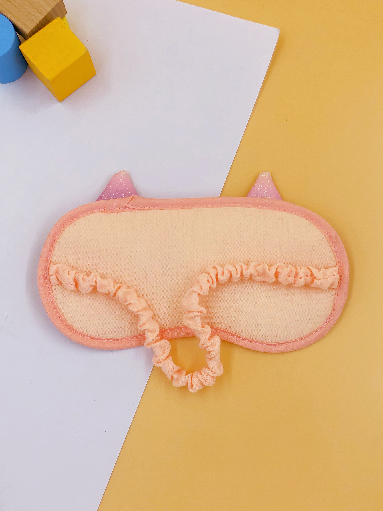 Off-The-Shelf Eye Mask Shine Eye Mask Student Sleep Eye Mask Breathable Shade Embroidered Eye Mask Plush Eye Mask Soft And Comfortable For Both Men And Women Eye Mask Can Be Customized Manufacturers Customized Draft Proofing Orders Can Be Produced Specification drawing