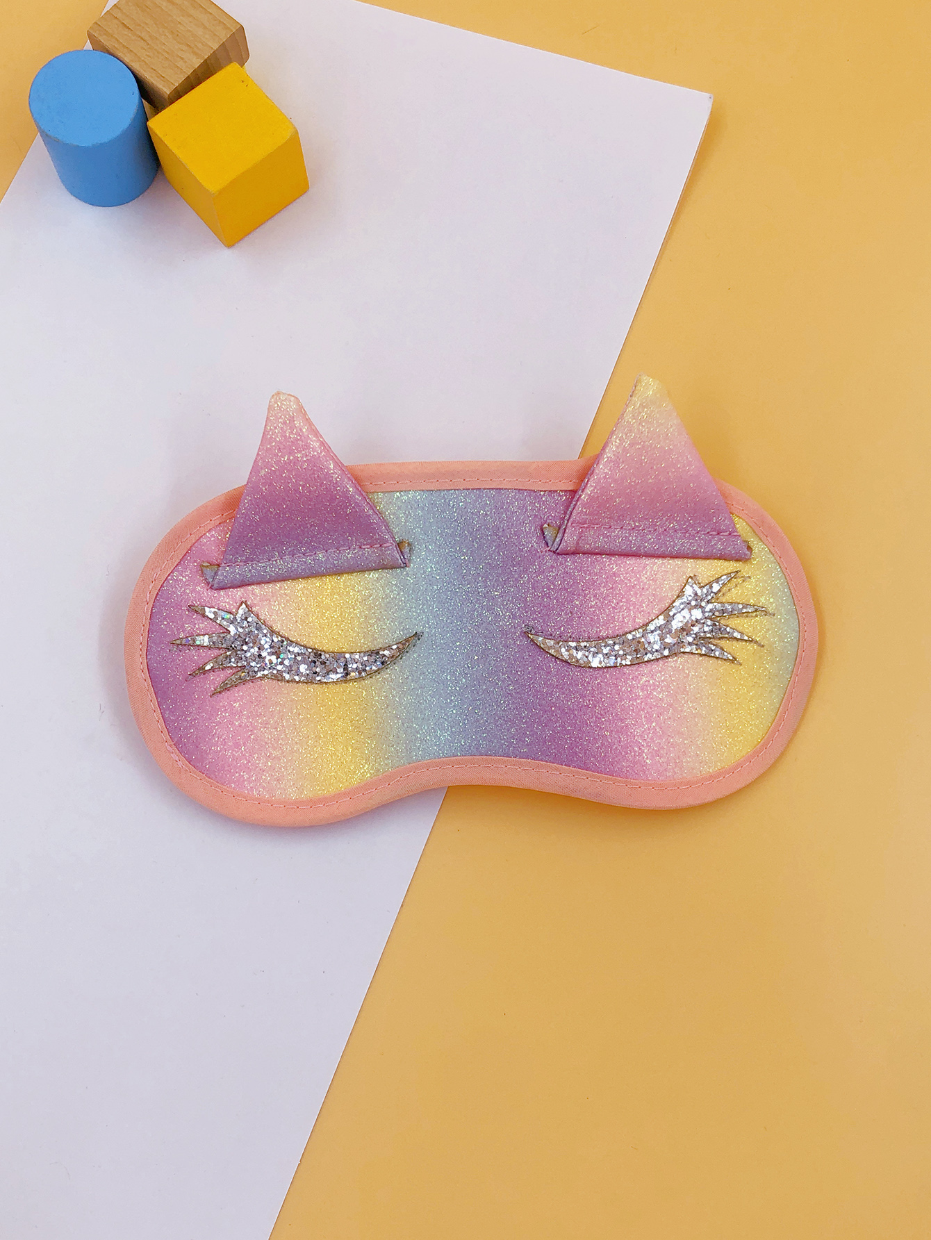 Off-The-Shelf Eye Mask Shine Eye Mask Student Sleep Eye Mask Breathable Shade Embroidered Eye Mask Plush Eye Mask Soft And Comfortable For Both Men And Women Eye Mask Can Be Customized Manufacturers Customized Draft Proofing Orders Can Be Produced Application Scenario