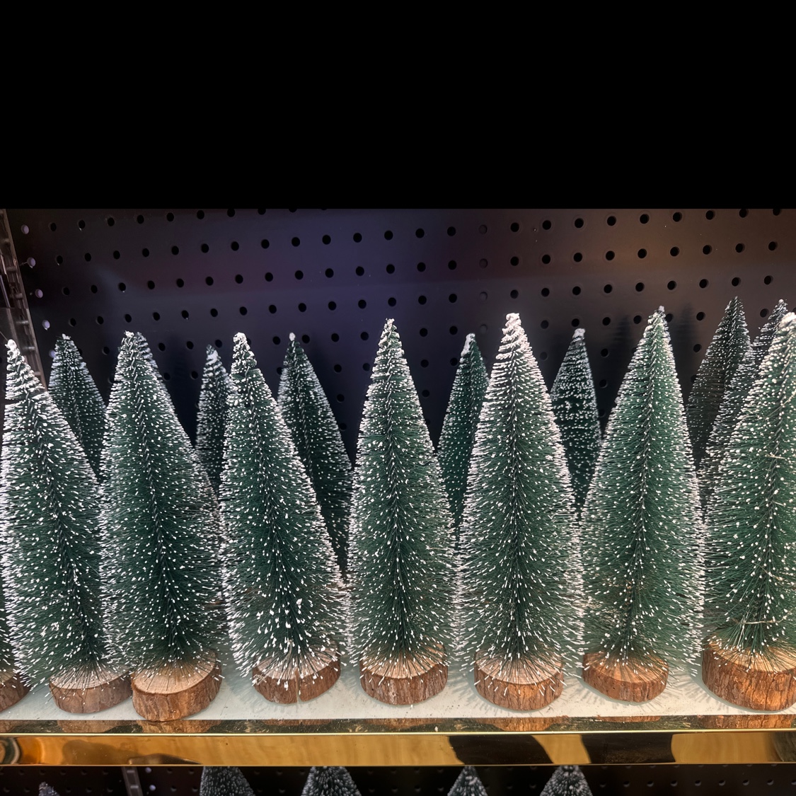 迷你圣诞树桌面摆件沾白雪景小松针树场景氛围布置3