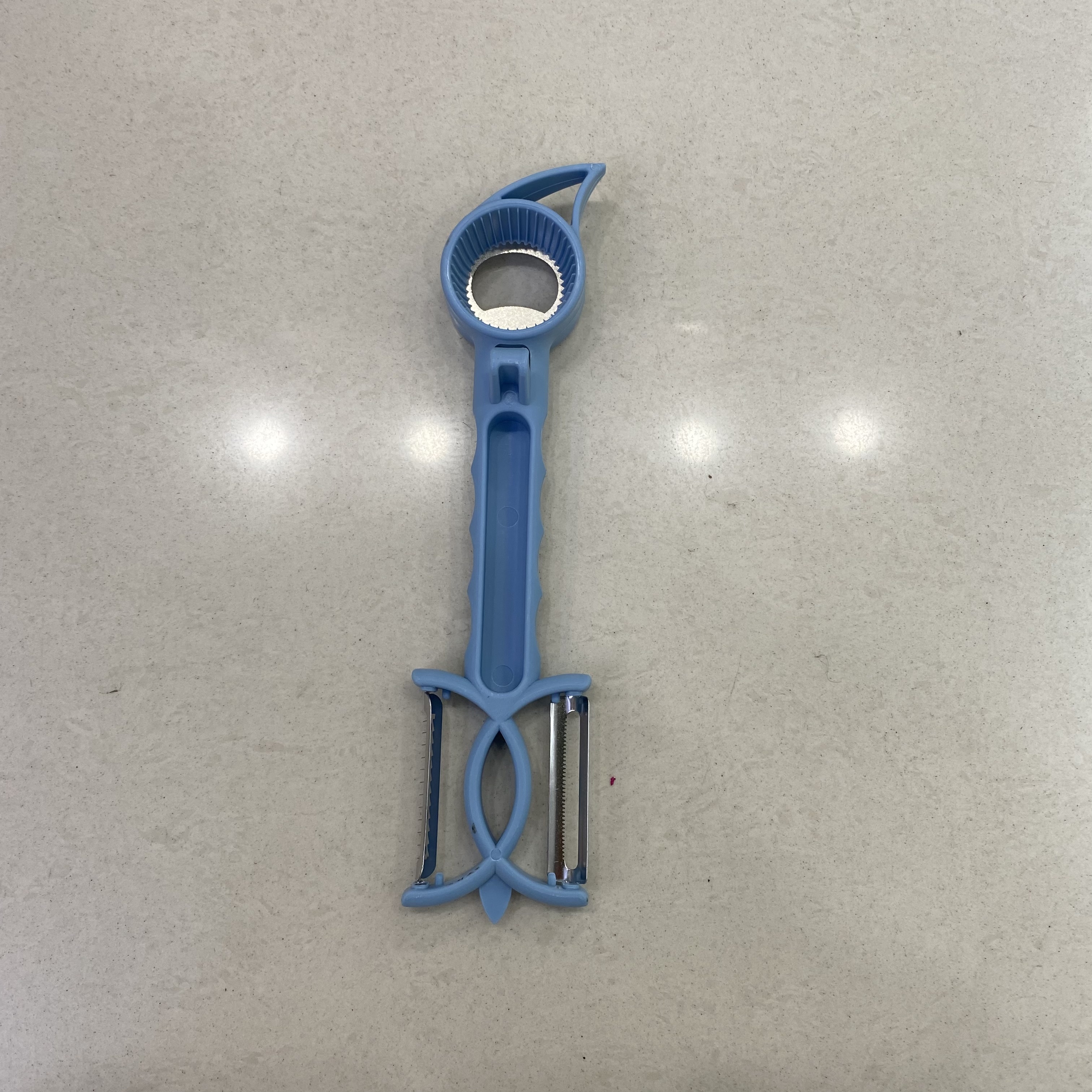 7-in-1 bottle opener Skin planer beer driver Can opener Bottle raiser Pop can lid artifact