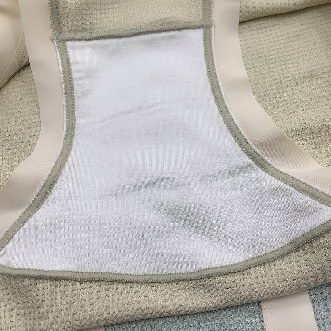 853 Women's Mid-Low Waist Seamless Foam Application Scenario