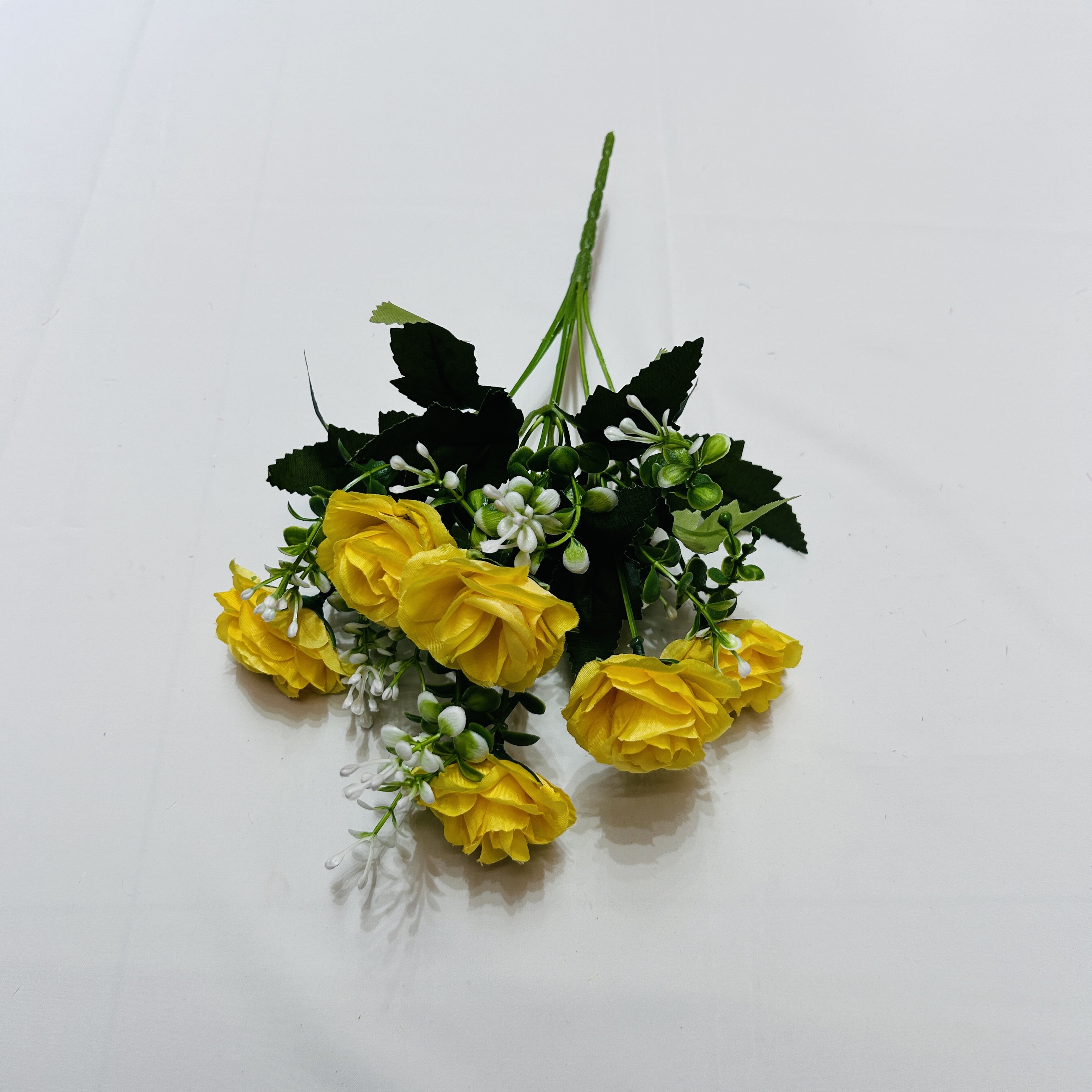 Bride Holding Flowers Silk Cloth Simulation Rose Table Layout Fake Flowers Gift Flowers Chinese Wedding Layout Plastic Flowers Application Scenario