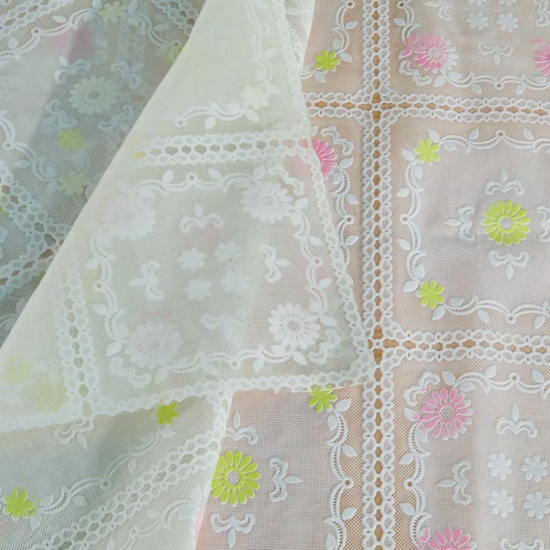 Lace Tablecloth 1.37 Door Width, A Roll Of 20 Meters Variety Of Flowers details Picture