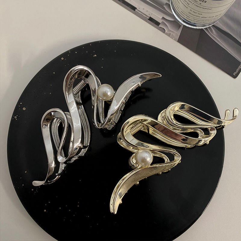Small Cold Wind Design Hairpin Female Back Head Shark Clip Ins2023 New High-End Hairpin Grab Large