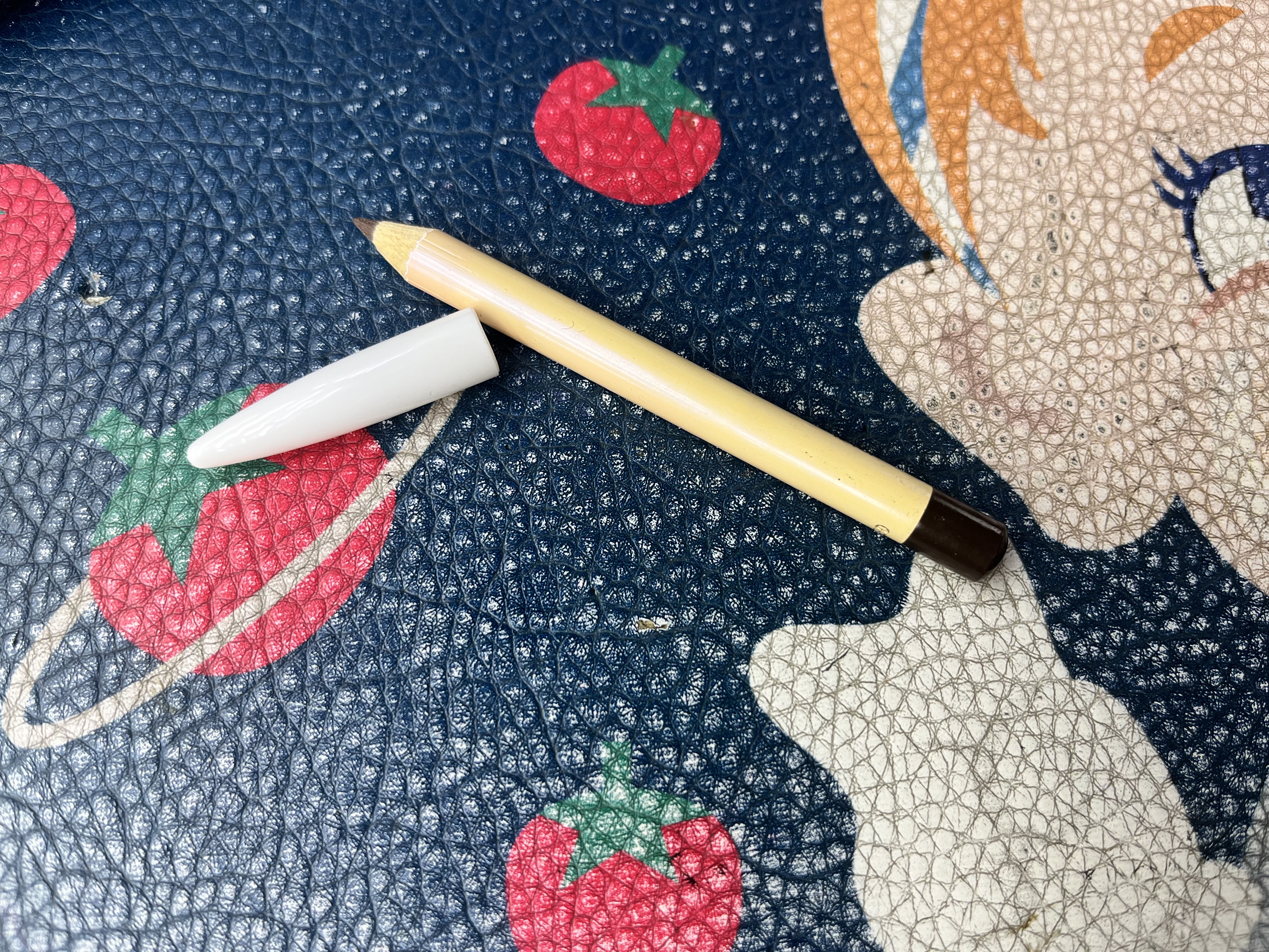 9 Cm Eyebrow Pencil details Picture