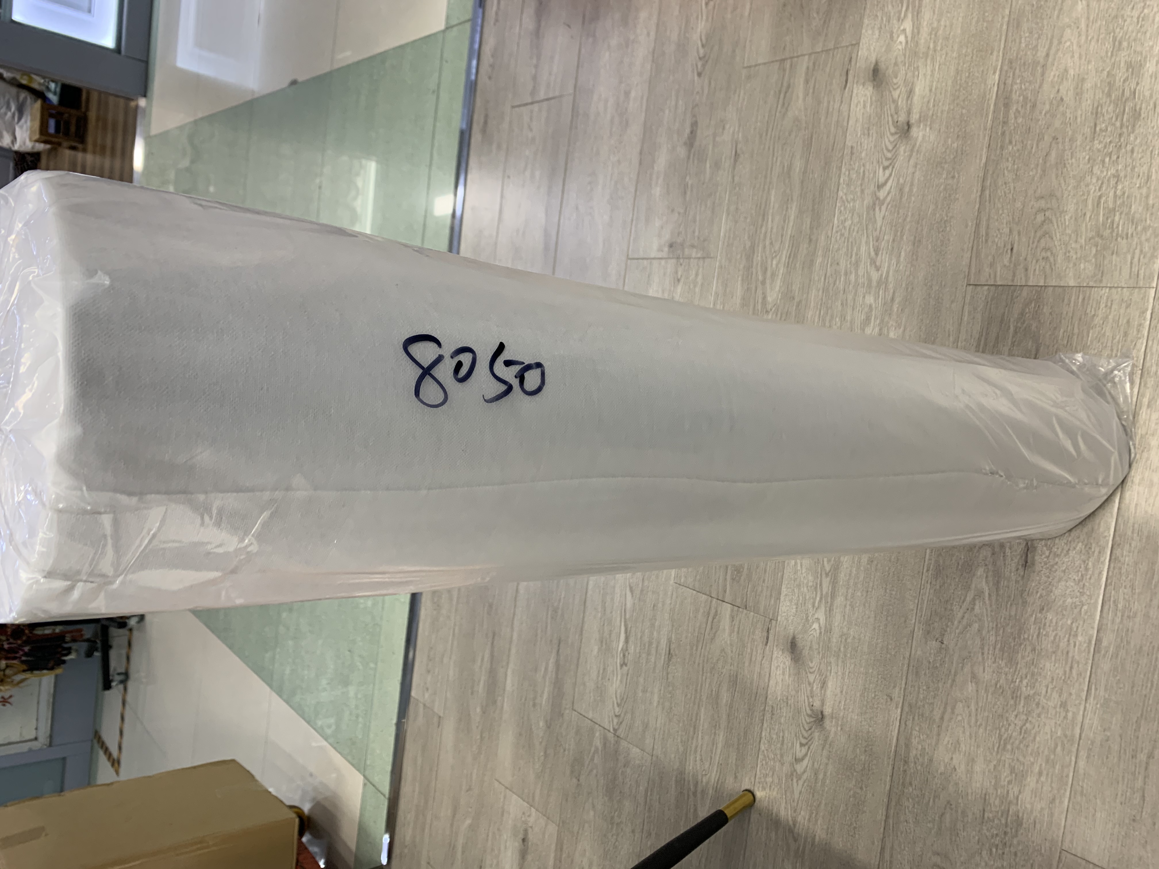 面料布匹/jewellery/大袍白底实物图