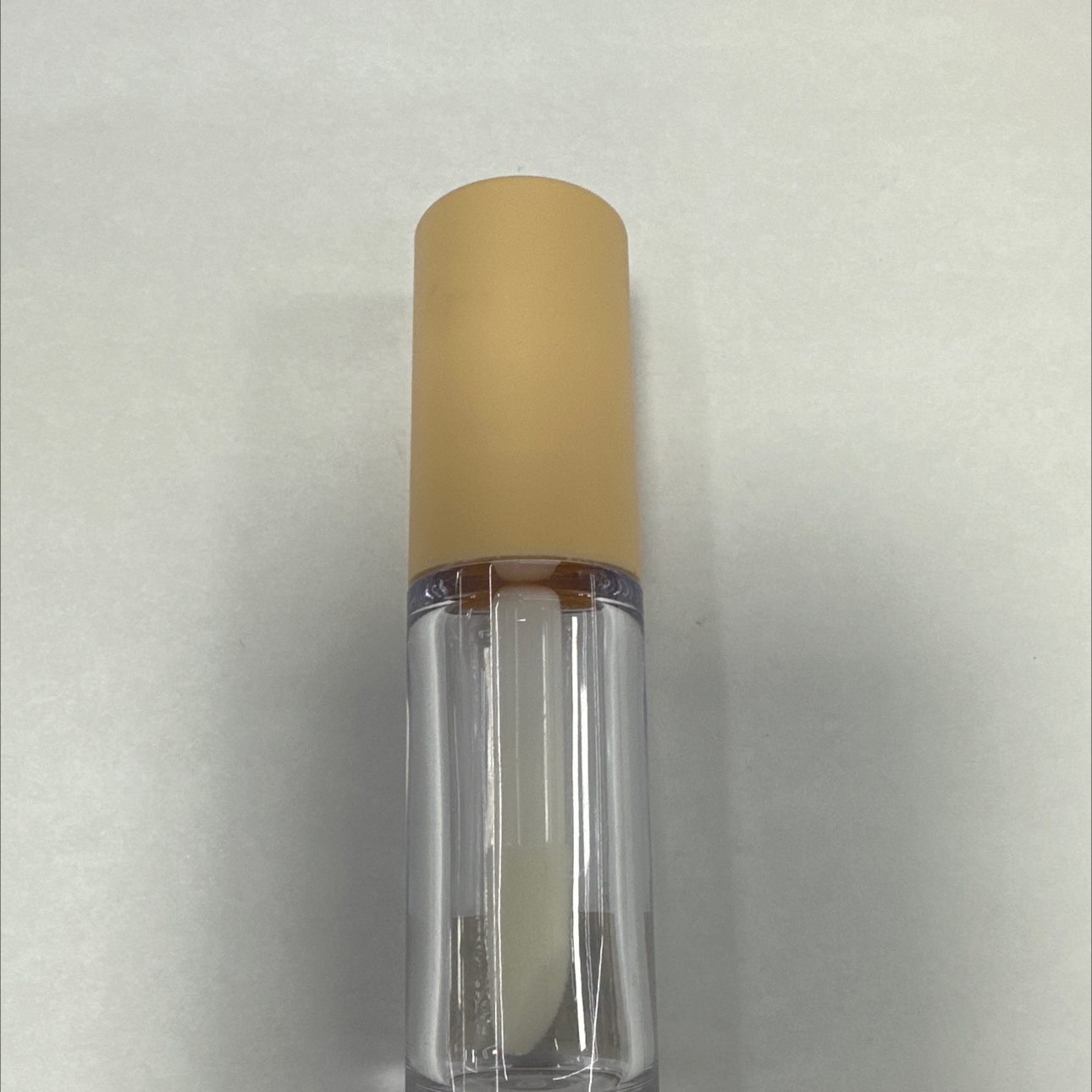 Variable Lip Gloss Tube full figure