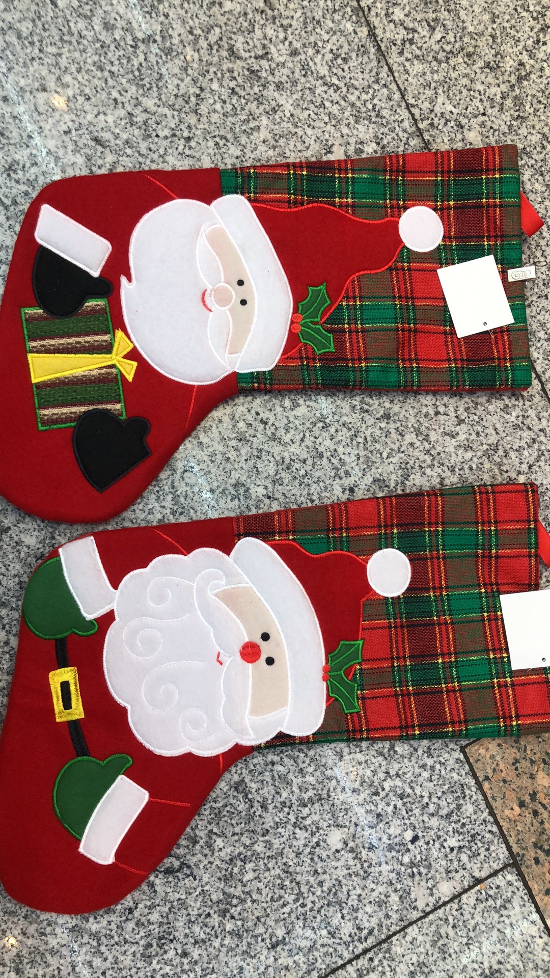 Christmas Gifts 𧙕 Embroidery 𧙕 details Picture