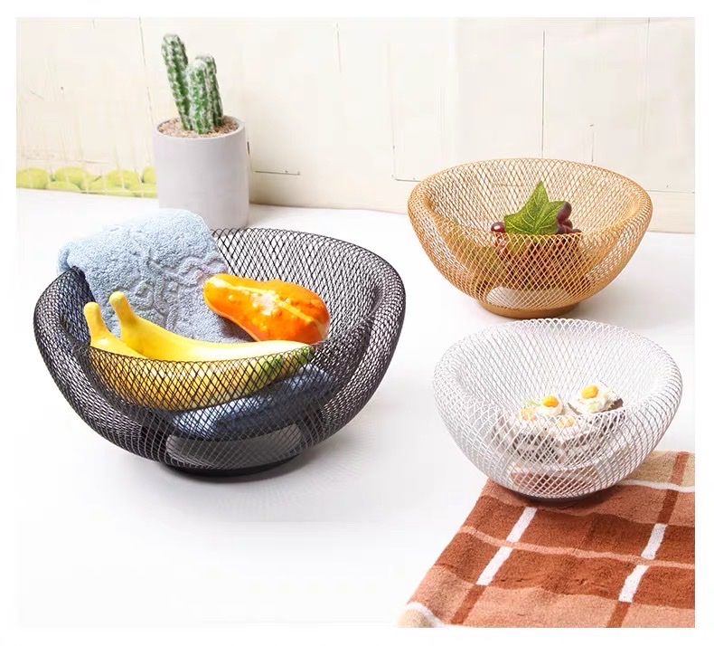 Simple Wrought Iron Fruit Basket Living Room Fruit Tray Household Creative Fruit Basket Hollowed Out Snack Basket Application Scenario