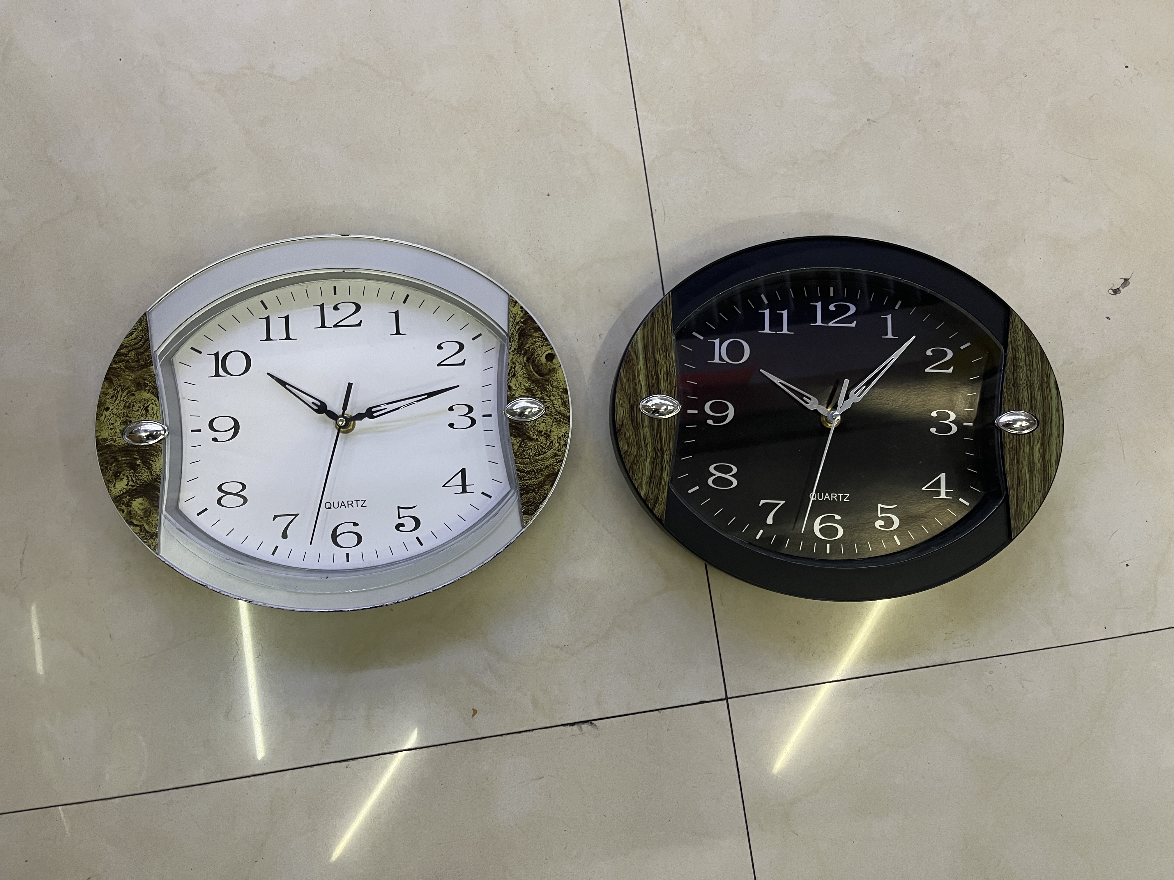 Oval wood clock fashion new thumbnail