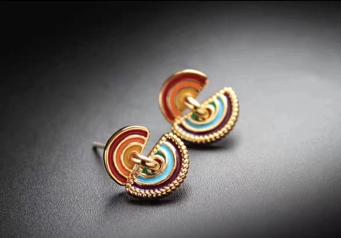 Korean Retro In The Ancient Style Of Playful Color Rainbow Small Half Bridge Characteristic Temperament Earrings Fate Season details Picture